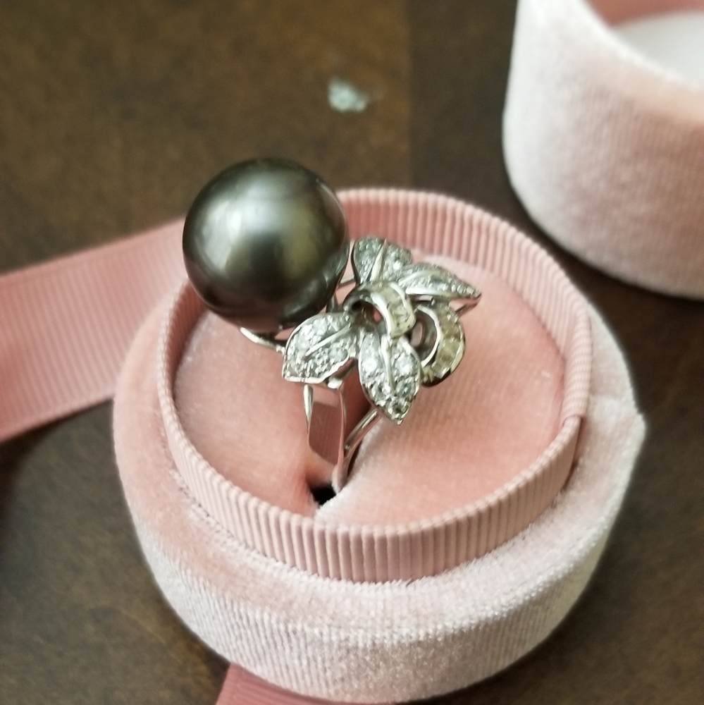 14KT Tahitian Black Pearl & Diamond Ring - Picture 7 of 8